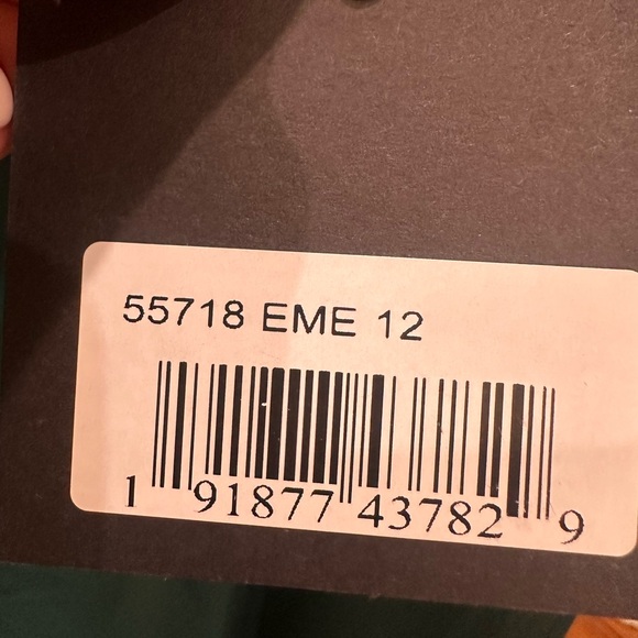 Mac Duggal Green Maxi Dress Elegant Flowing Silhouette - Picture 9 of 10